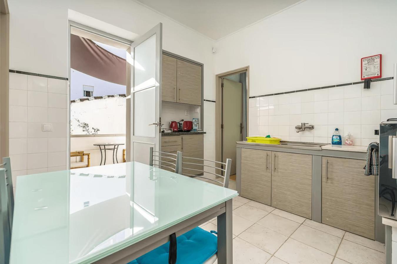 Lovely Apartment In Lagos With Terrace - Close To Beach Bagian luar foto