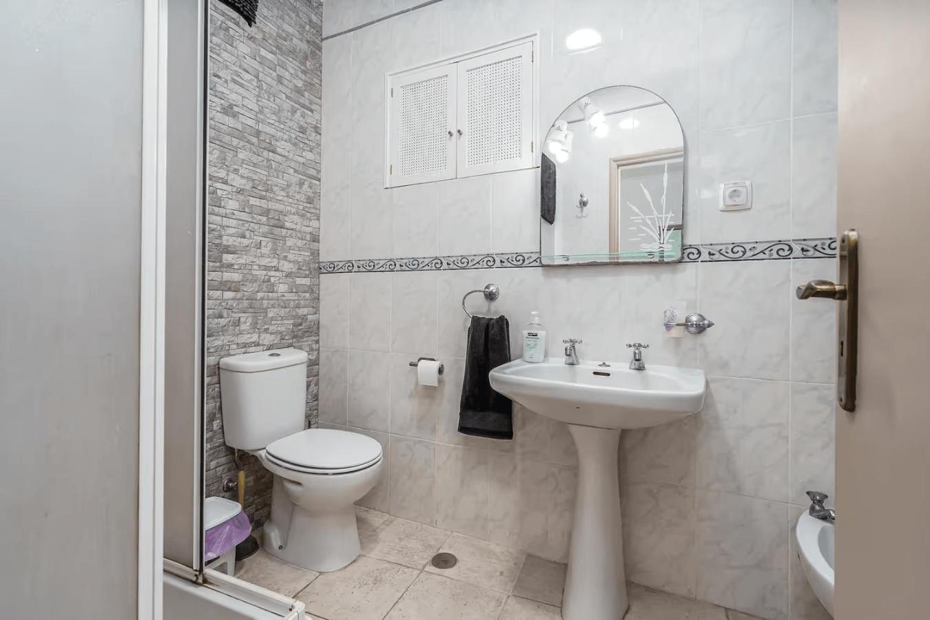 Lovely Apartment In Lagos With Terrace - Close To Beach Bagian luar foto